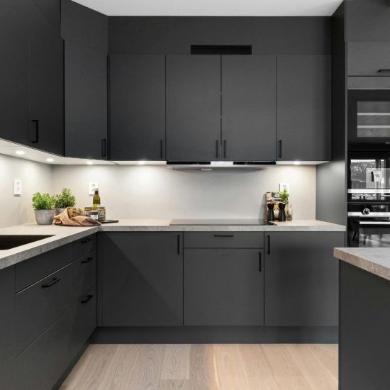 Illuminazione sotto pensile cucina
